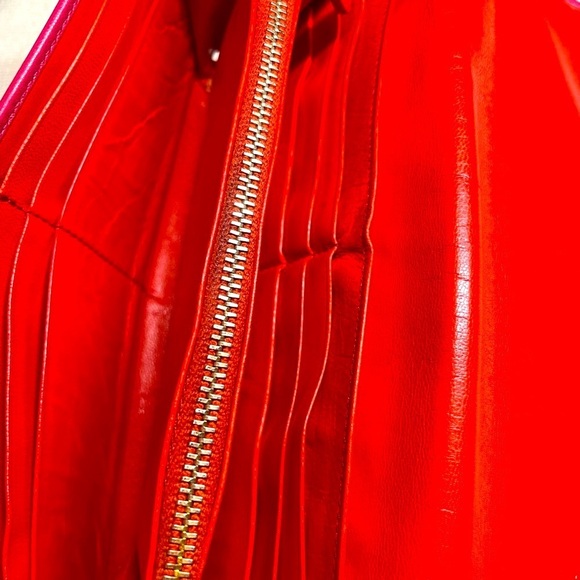 Miu Miu Pink Leather Clutch Wallet with Gold Logo Amaze-zing - Picture 4 of 13